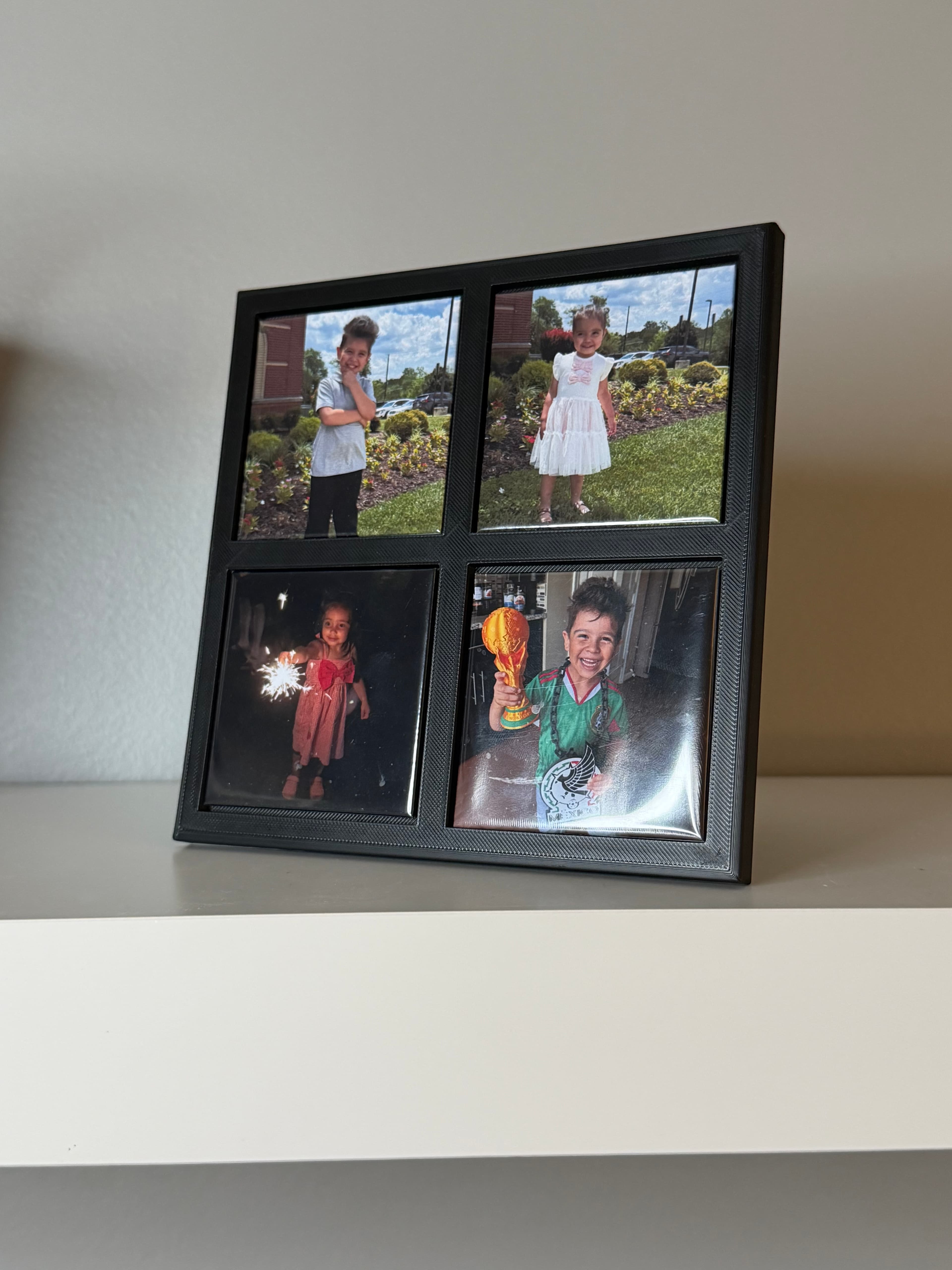 Magnet Frame 2 by 2 (Square) — photo 1 of 4